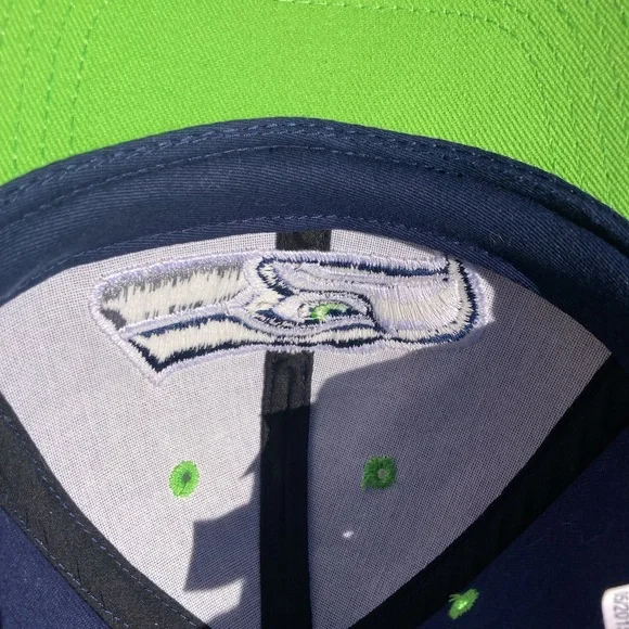 NFL Team Seattle Seahawks Cap 2015 unused NFL adult adjustable vintage - Picture 8 of 14
